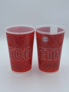 2x FC Bayern Stadion Becher - Plastik
